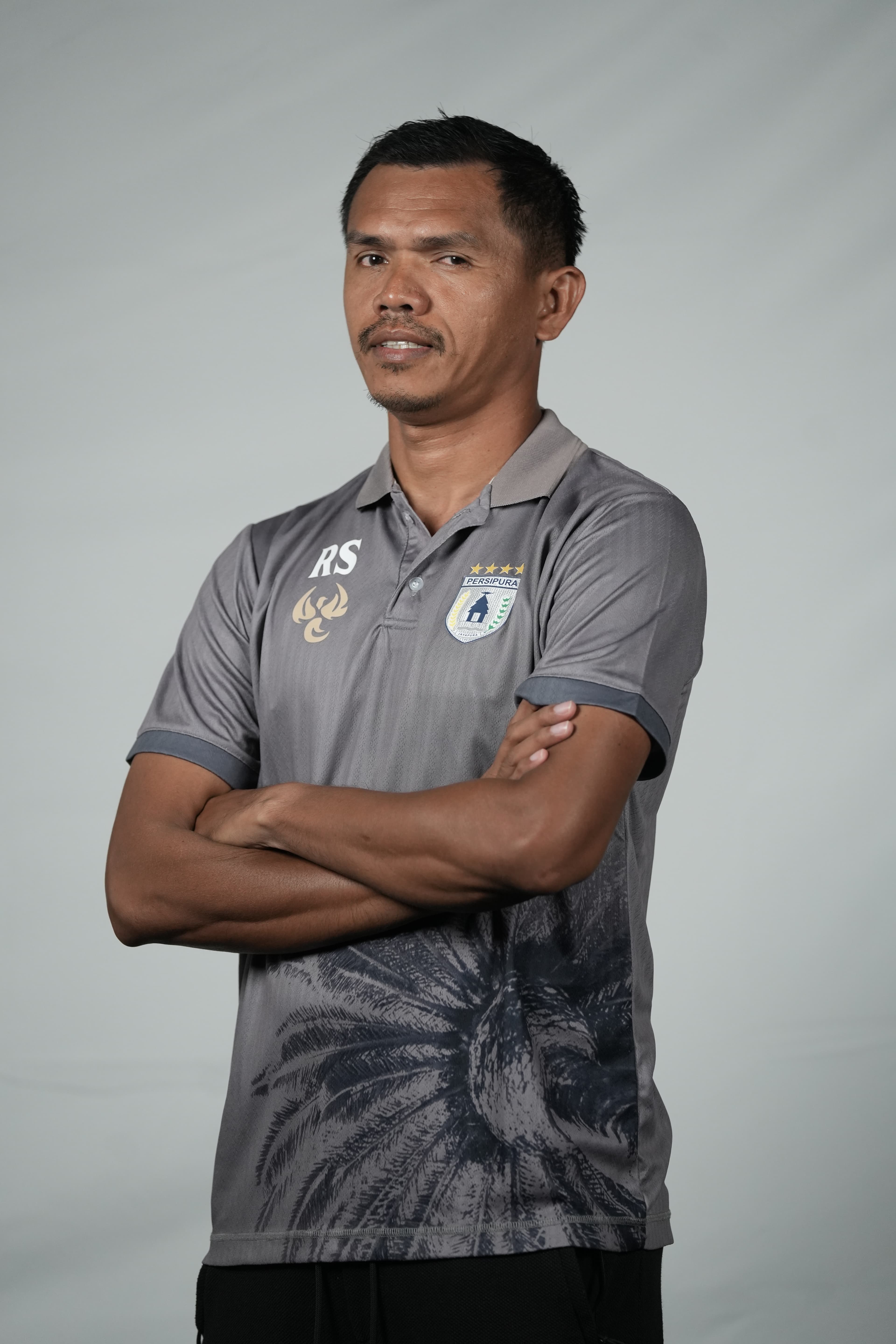Ricardo Salampessy