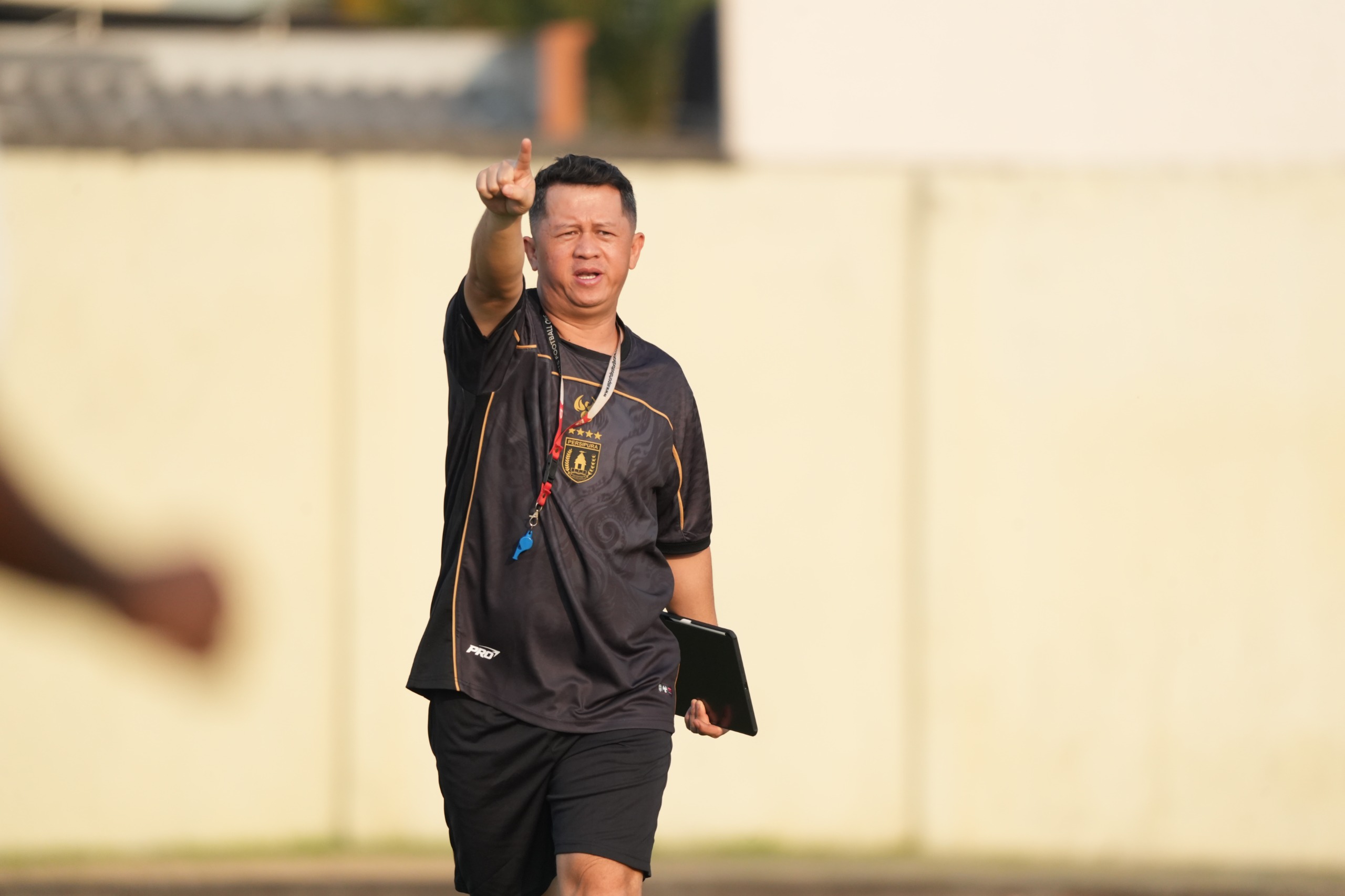 Persipura Membawa Misi Bangkit Lawan De Red FC di Surabaya
